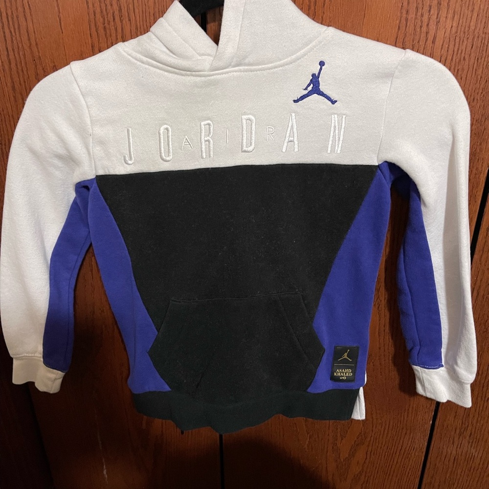 Jordan’s outfit